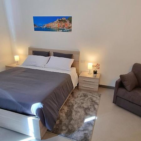 Byron Rooms La Spezia Ngoại thất bức ảnh