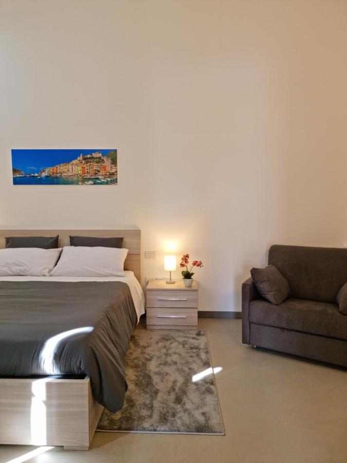Byron Rooms La Spezia Phòng bức ảnh