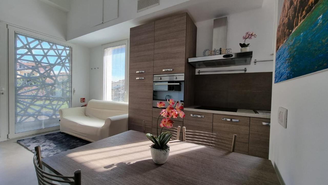 Byron Rooms La Spezia Ngoại thất bức ảnh