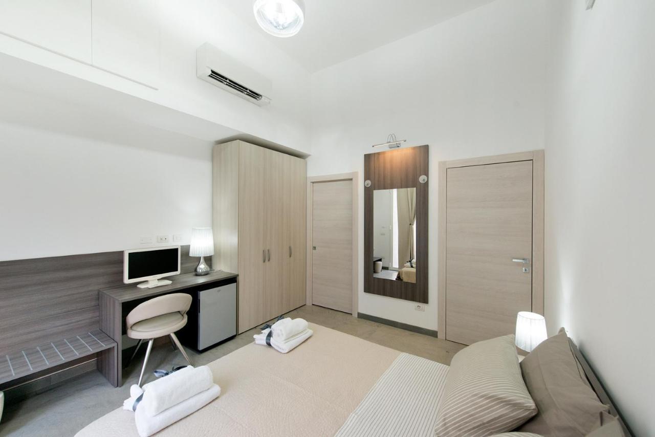 Byron Rooms La Spezia Ngoại thất bức ảnh