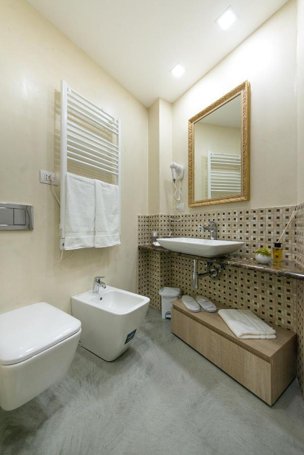 Byron Rooms La Spezia Ngoại thất bức ảnh