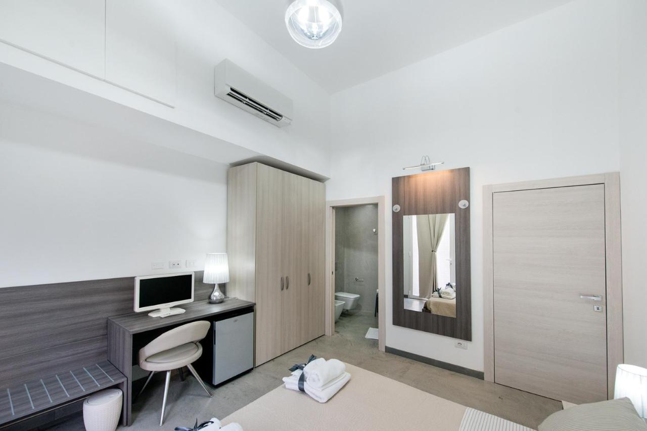 Byron Rooms La Spezia Ngoại thất bức ảnh