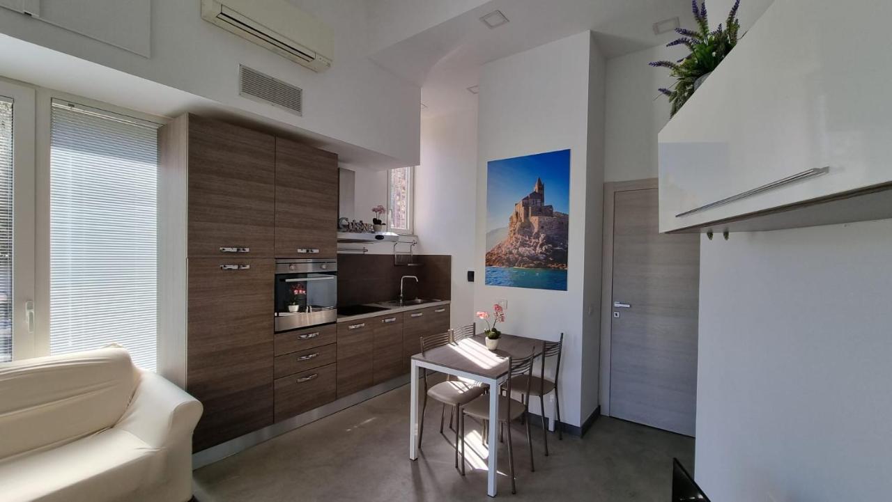 Byron Rooms La Spezia Ngoại thất bức ảnh