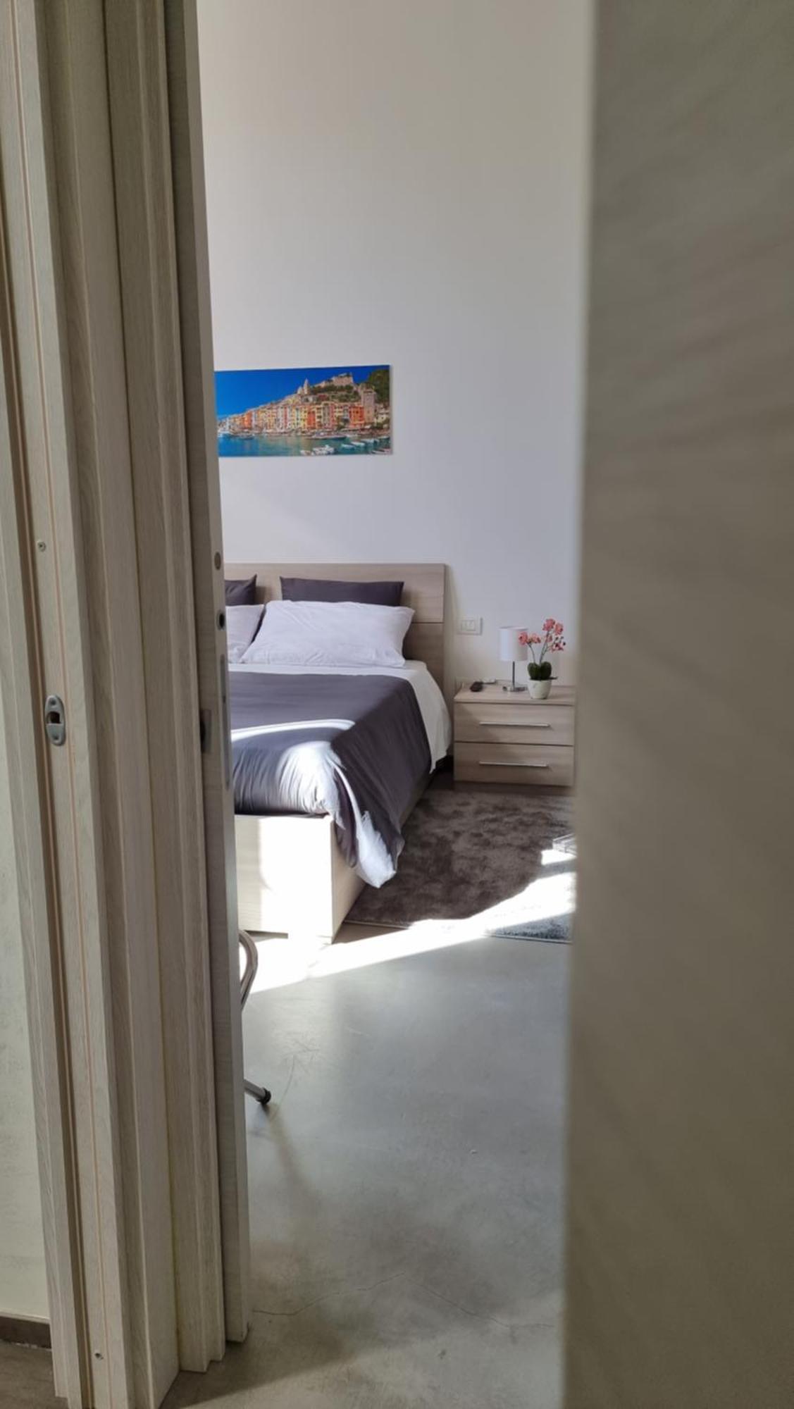 Byron Rooms La Spezia Phòng bức ảnh